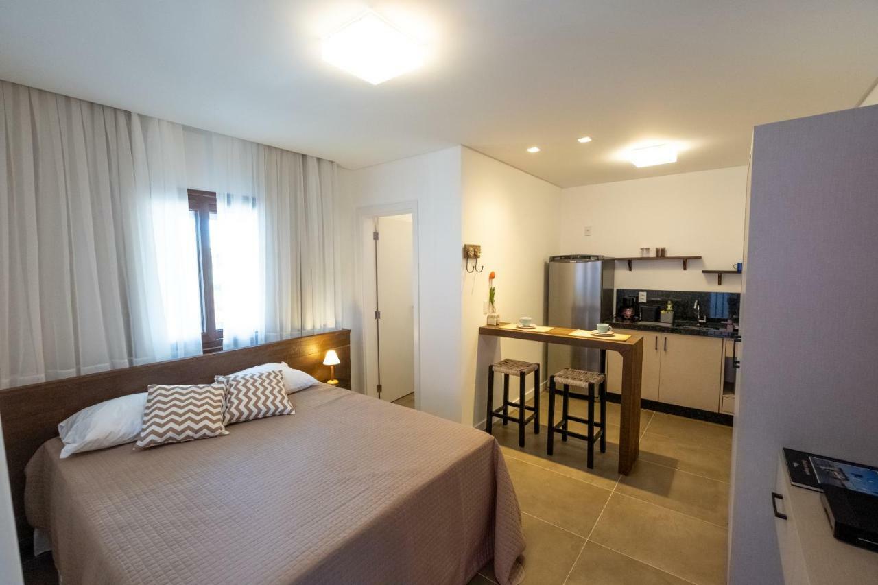 Banzai Brava Suites Itajaí Buitenkant foto